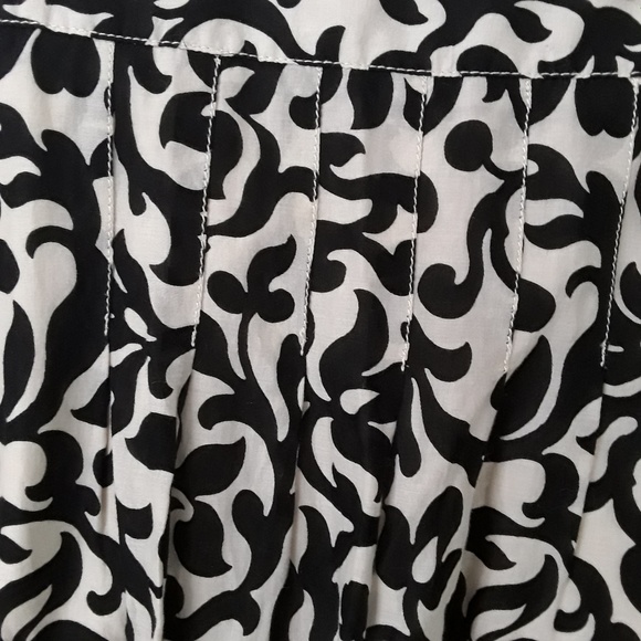 ANN TAYLOR SKIRT - Picture 2 of 4